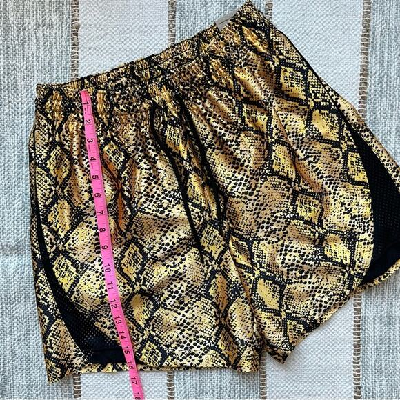 Nike Dri-Fit Rebel Fly Vivid Sulfur Basketball Shorts Women’s Size Small - Picture 5 of 14